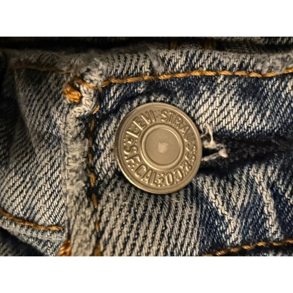 Levi's 502 Taper Fit Jeans Mens 28x32 Light Wash Blue Red Tab Denim Pants